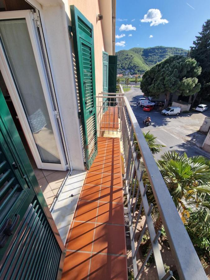 Palm House Apartman Albenga Kültér fotó